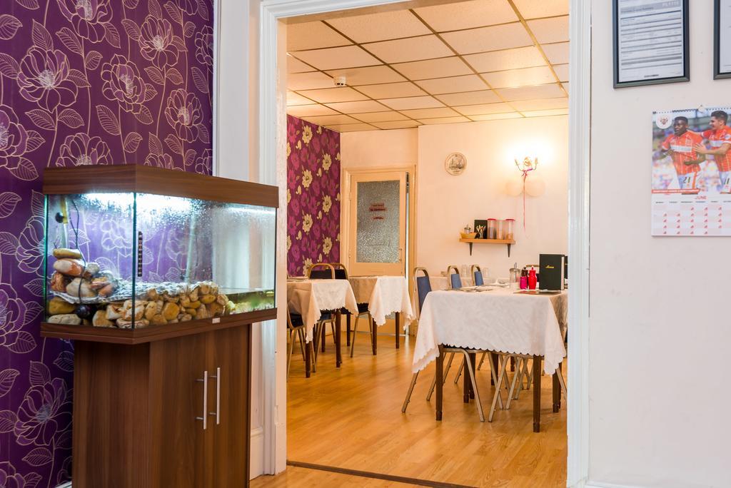 Uk Travel & Hospitality Ltd Ta Canberra Hotel Blackpool Eksteriør bilde